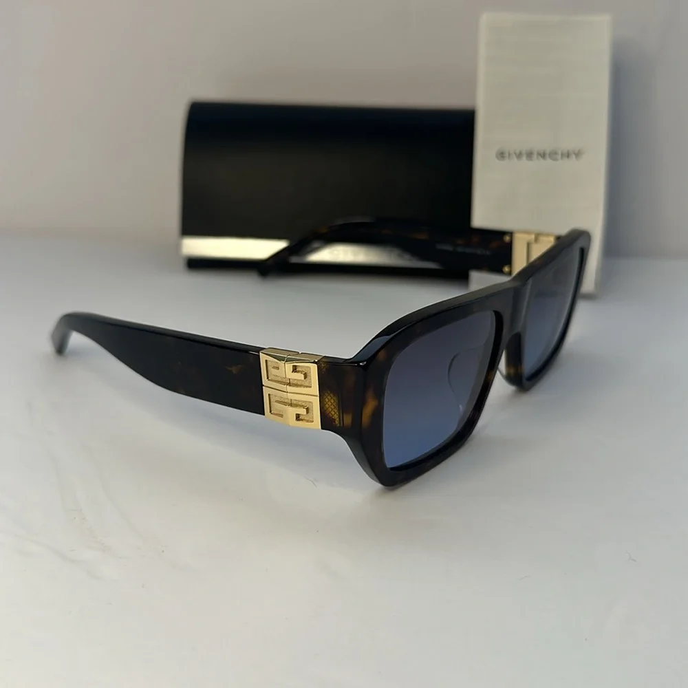 💯 - New Authentic GIVENCHY GV40036U 52W Men Sunglasses